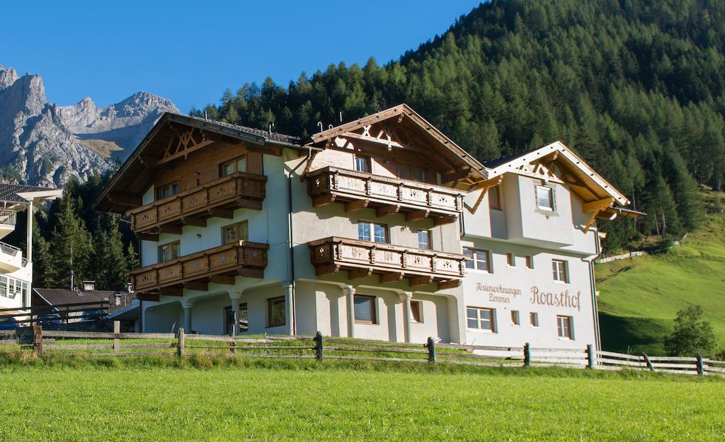 Pension Roasthof Нойштифт-им-Штубайталь Экстерьер фото